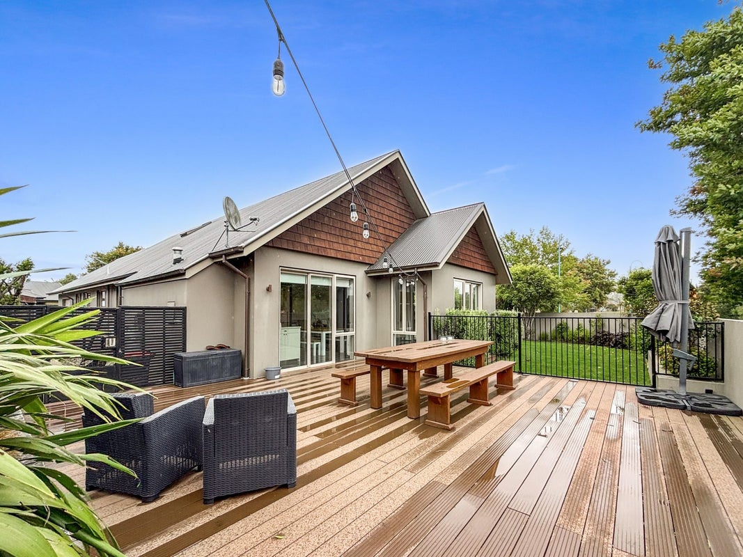 68 Coolspring Way, Redwood, Christchurch - Carousel 1