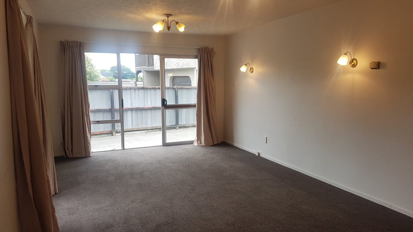 1/12 Ruddenklau Lane, Bishopdale, Christchurch - Carousel 2