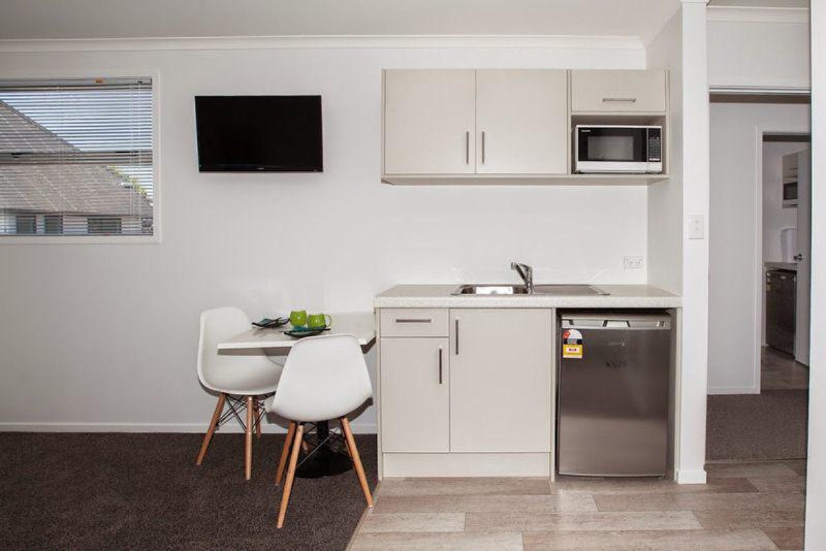 1 Helena Road, Hillcrest, Hamilton - Carousel 9