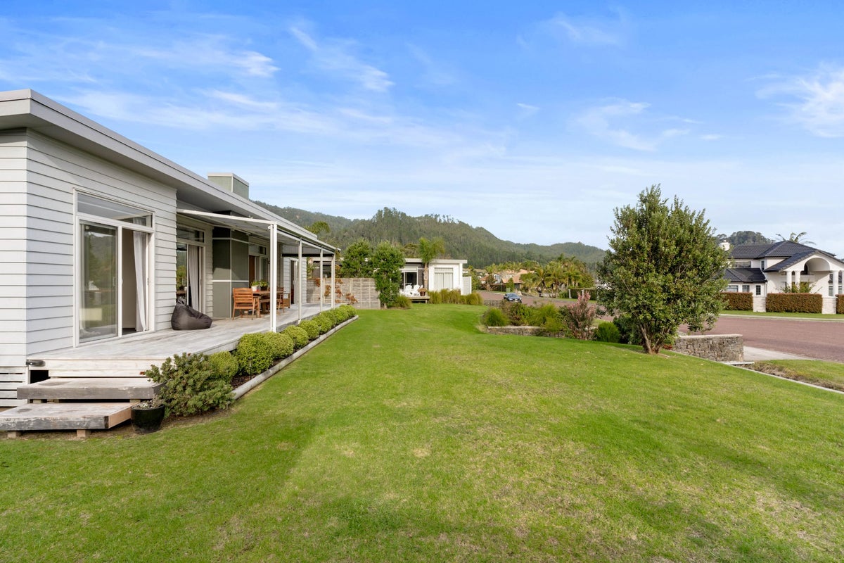 598 Waterways Parade, Pauanui - Carousel 31