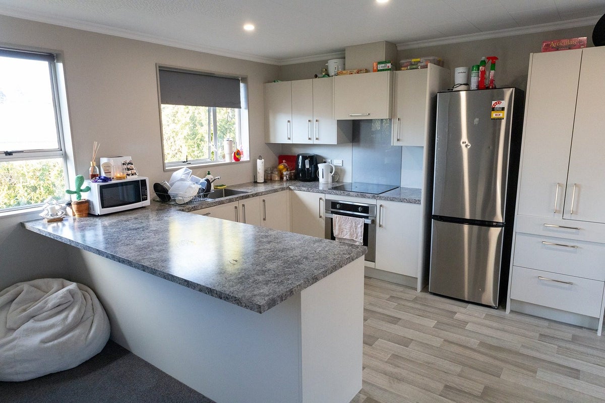 52B Shetland Street, Wakari, Dunedin - Carousel 2