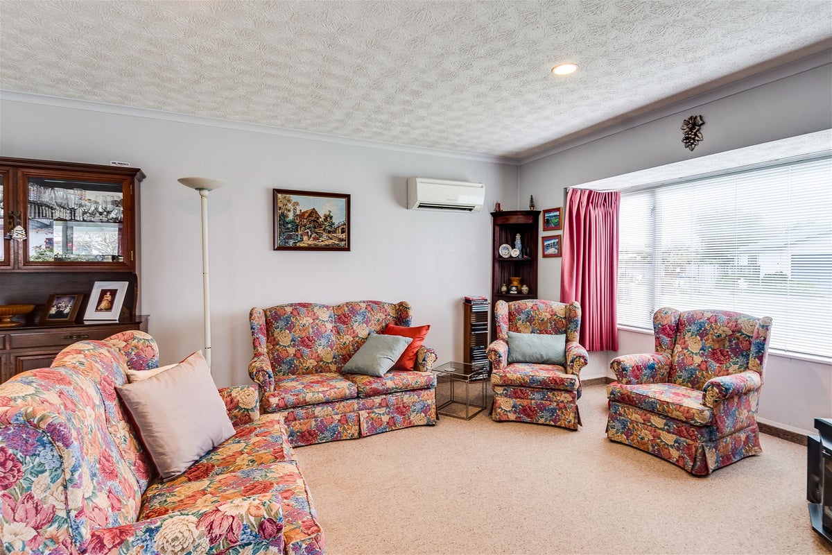 21 Bucksburn Place, Greenmeadows, Napier - Carousel 2