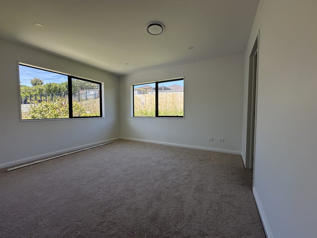 18 Anehu Place, Greenhithe, Auckland - Carousel 2