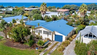 31 Douglas Street, Okitu, Gisborne - Carousel 1