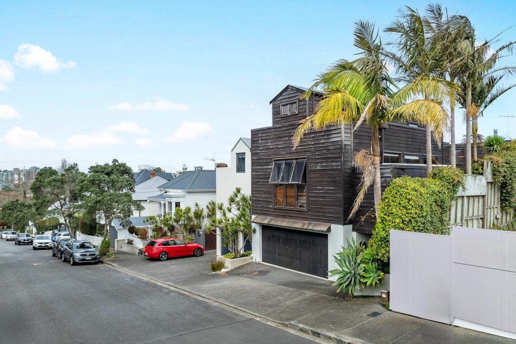 16 Dublin Street, Saint Marys Bay, Auckland - Carousel 8