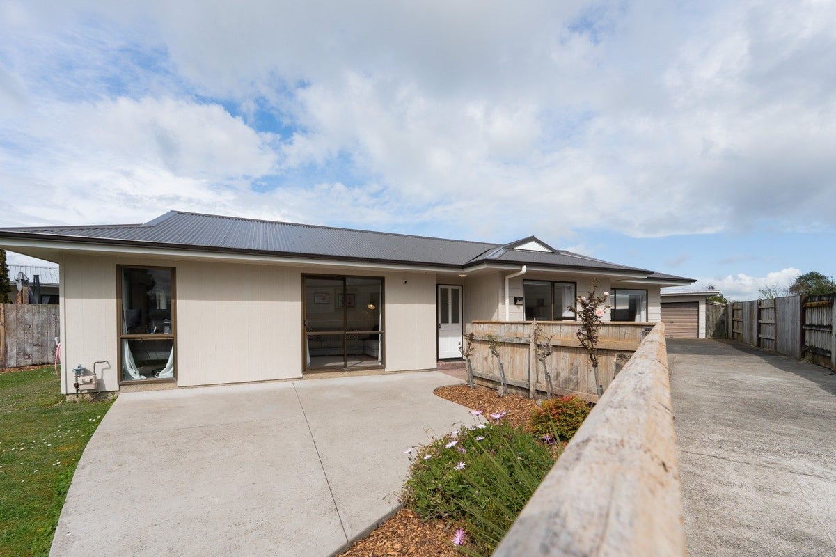 7 Cargill Grove, Kelvin Grove, Palmerston North - Carousel 20