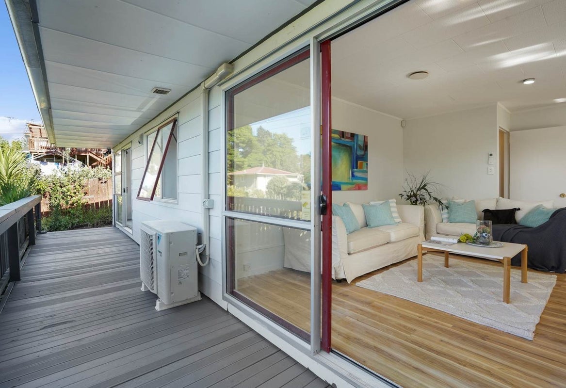 2/87 Woodglen Road, Glen Eden, Auckland - Carousel 2