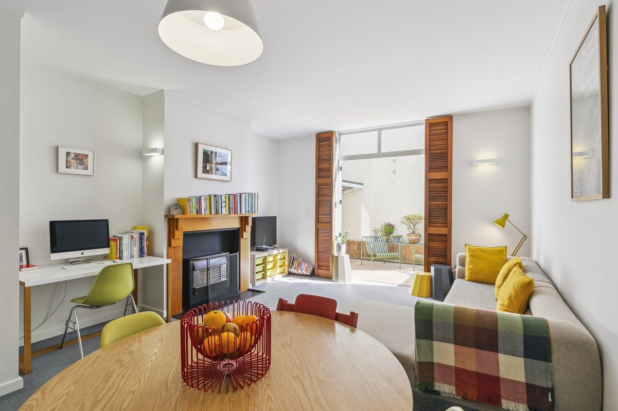 3/31 Majoribanks Street, Mount Victoria, Wellington - Carousel 2