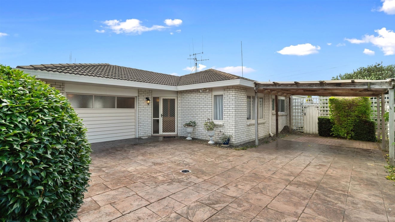 7 Lisbon Street, Greerton, Tauranga - Carousel 1