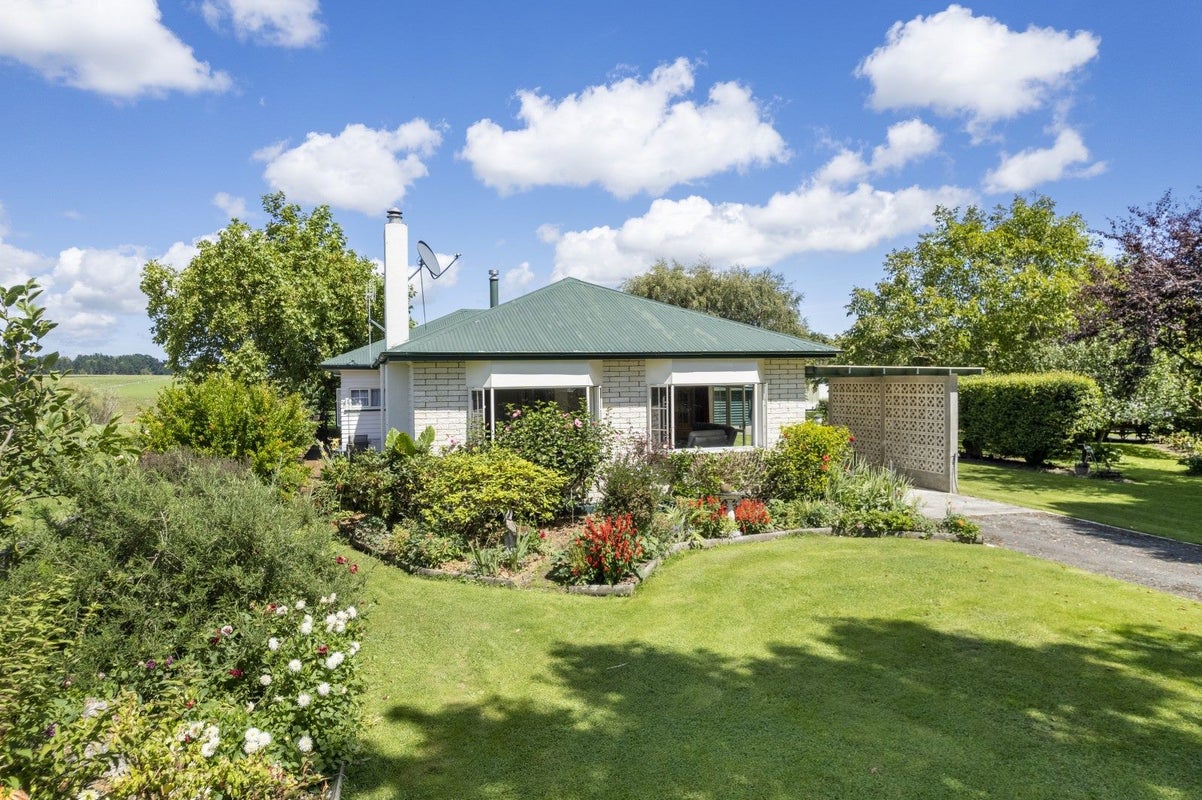 213 Kukutauaki Road, Koputaroa, Levin - Carousel 1
