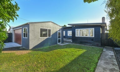 11 Keeling Road, Henderson, Auckland - Carousel 1
