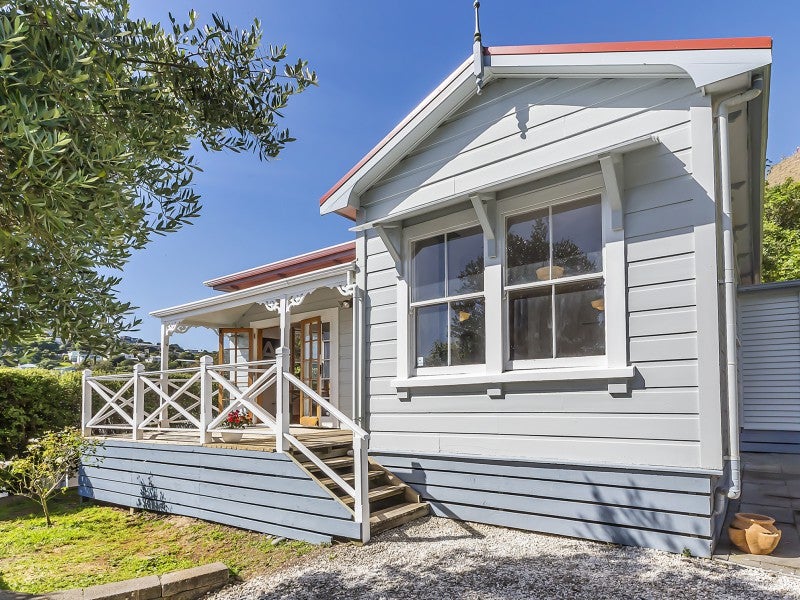 19 Kopiko Way, Brooklyn, Wellington - Carousel 1