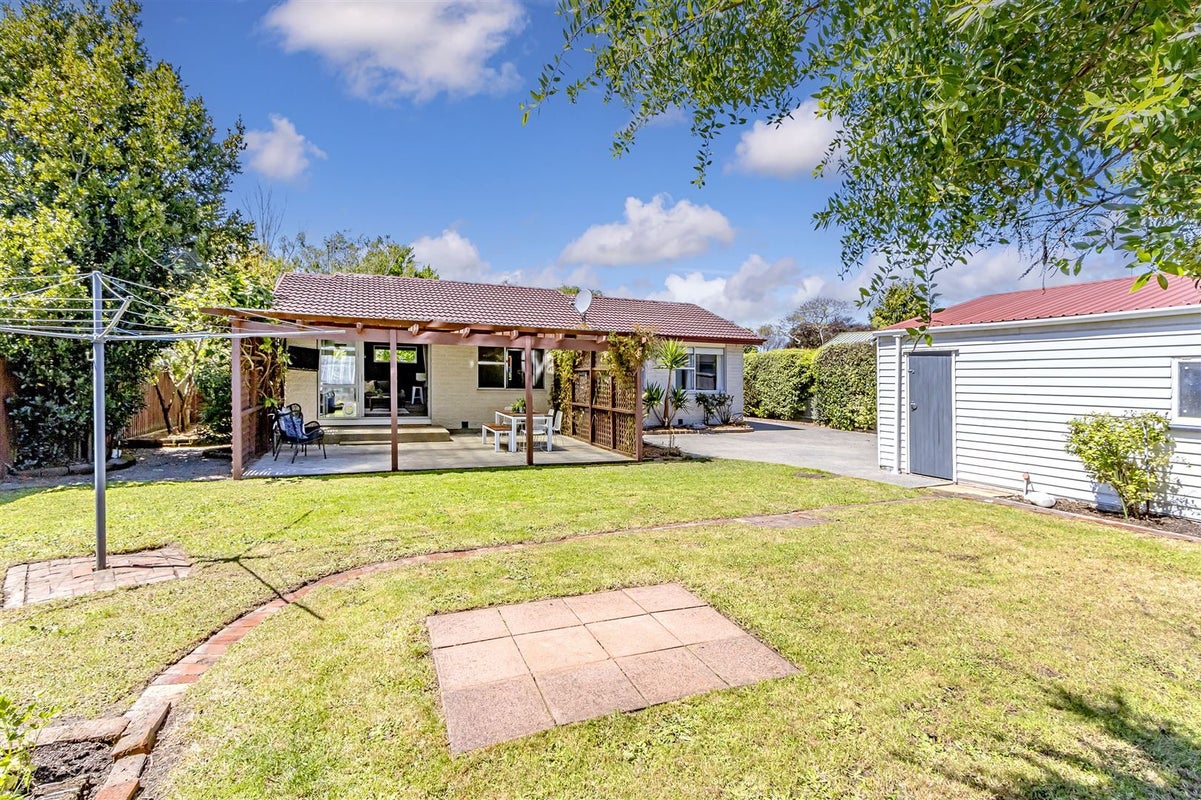 30 Clivedon Place, Redwood, Christchurch - Carousel 12