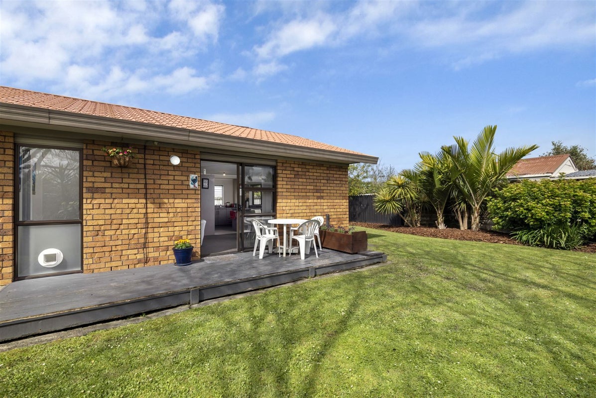 2/56 Glen Road, Ranui, Auckland - Carousel 2