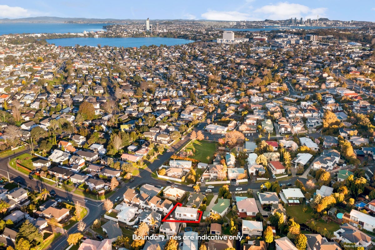 3A Tyne Road, Forrest Hill, Auckland - Carousel 22
