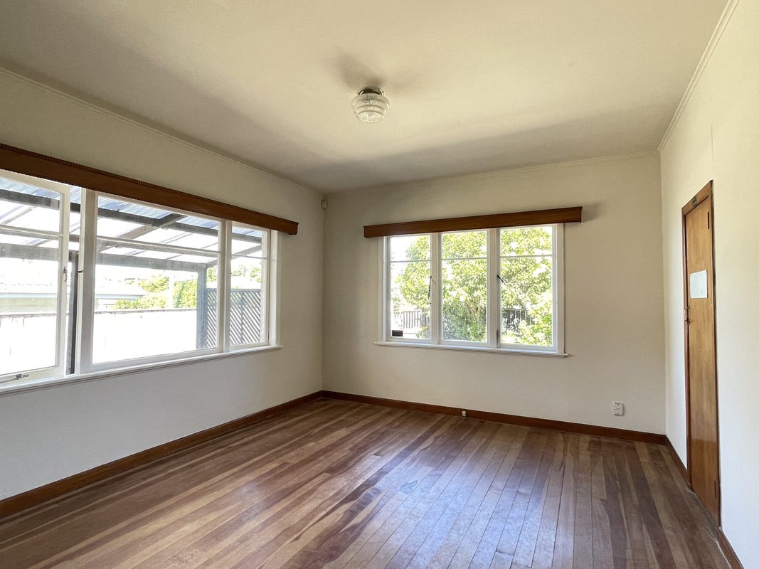 4 Jutland Road, Manurewa, Auckland - Carousel 13