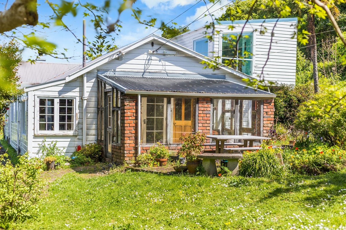93 Burma Road, Johnsonville, Wellington - Carousel 1
