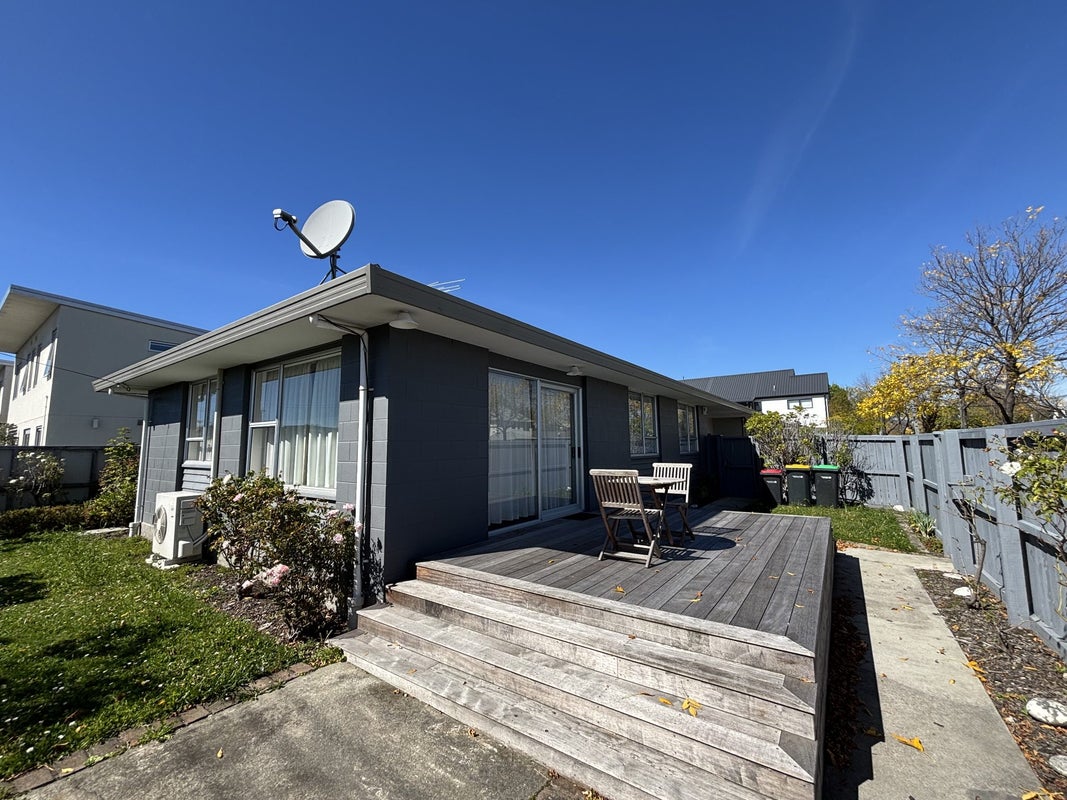 98 Bishop Street, St Albans, Christchurch - Carousel 1