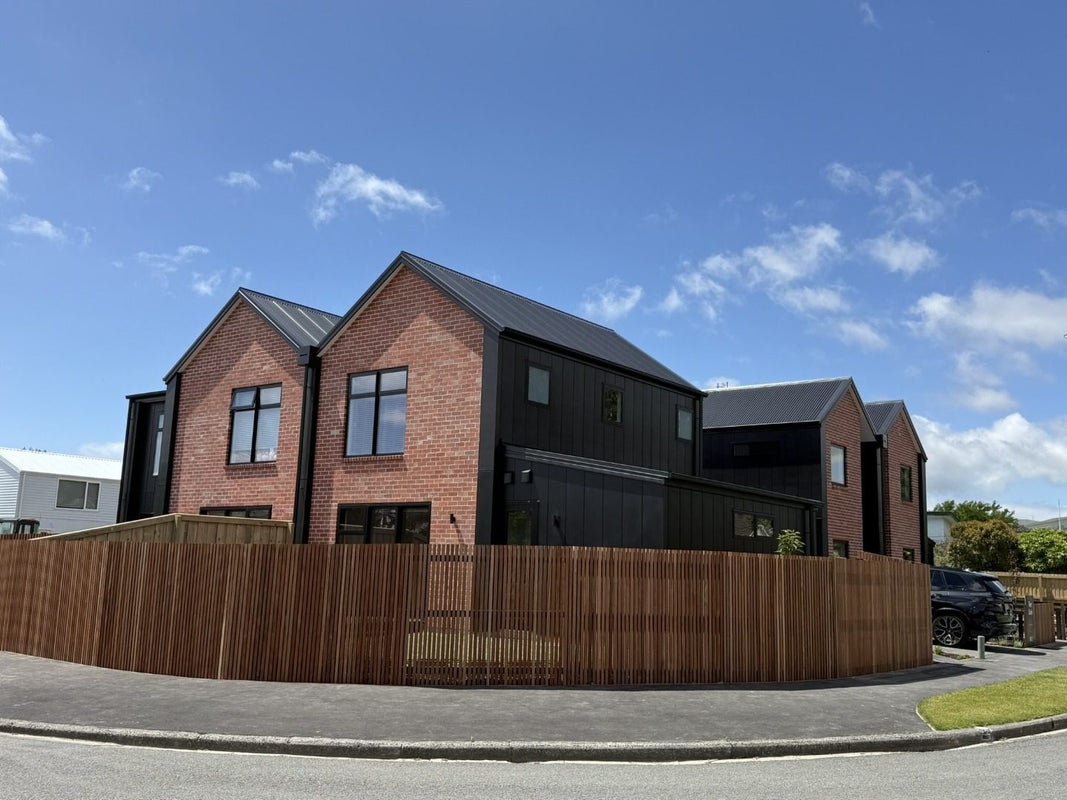 1/12 McCombs Street, Somerfield, Christchurch - Carousel 15