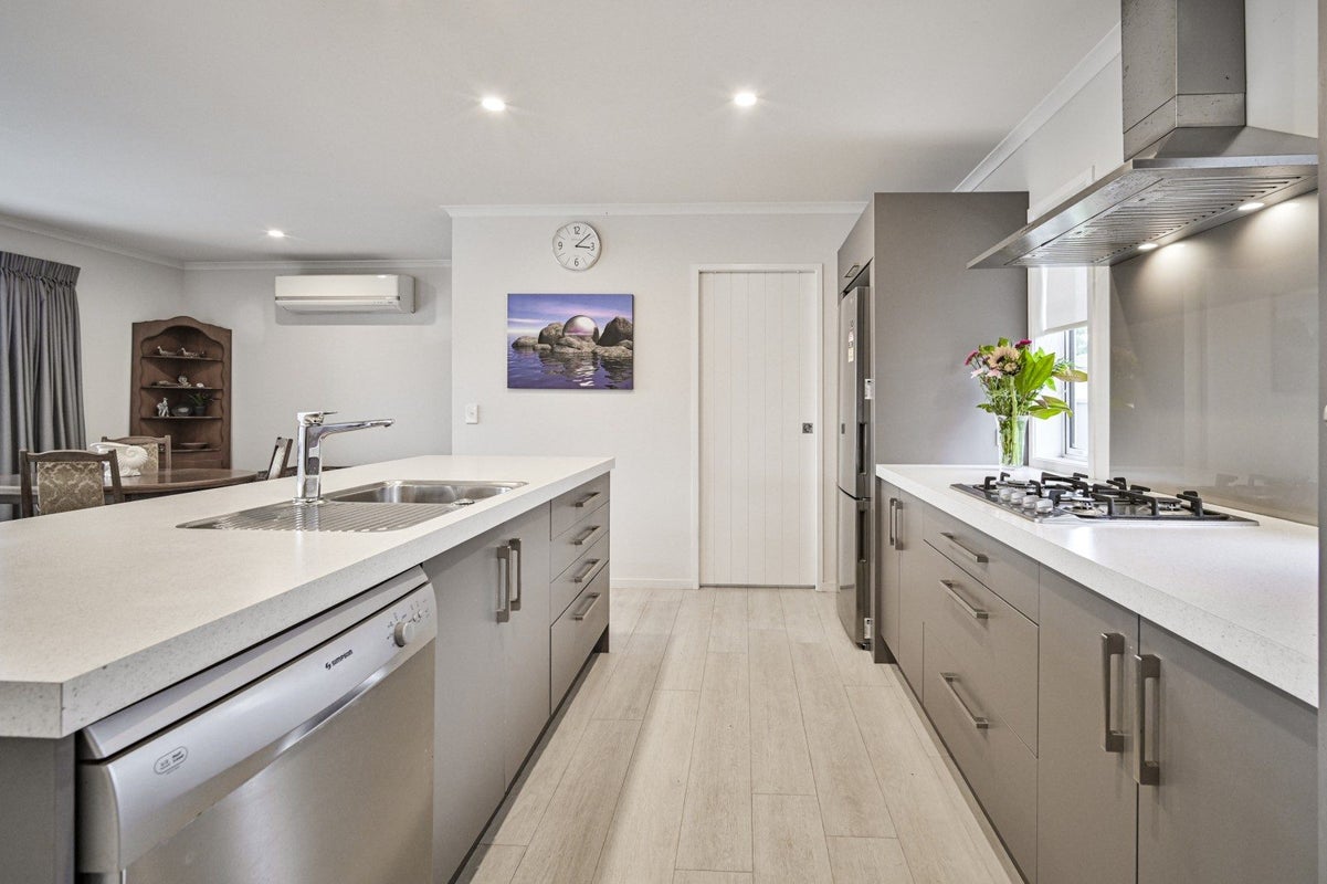 902 Florence Street, Raureka, Hastings - Carousel 2