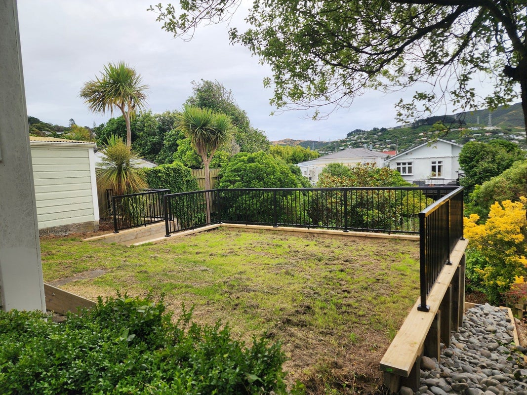 10 Pitt Street, Wadestown, Wellington - Carousel 1