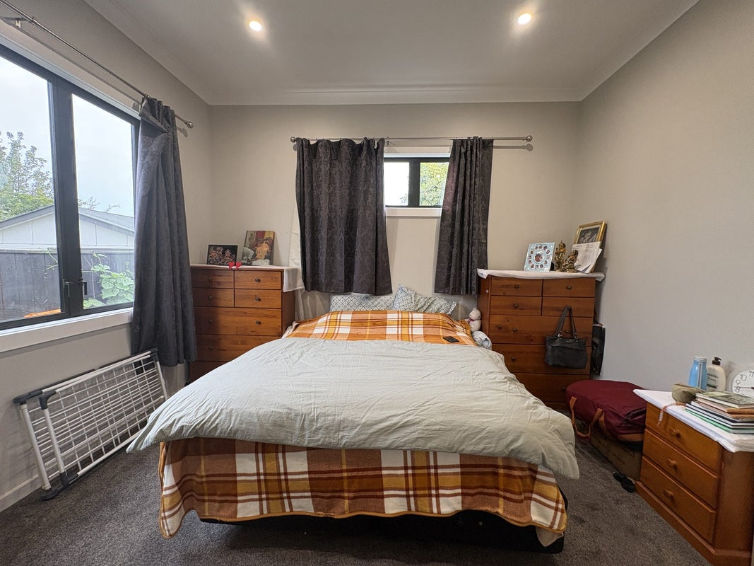99 Cook Street, West End, Palmerston North - Carousel 24
