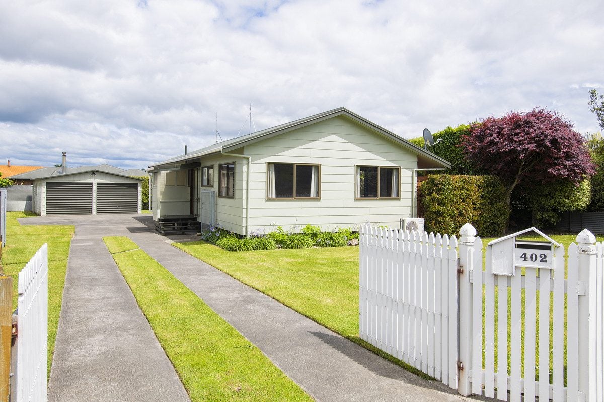 402 Ormond Road, Lytton West, Gisborne - Carousel 1