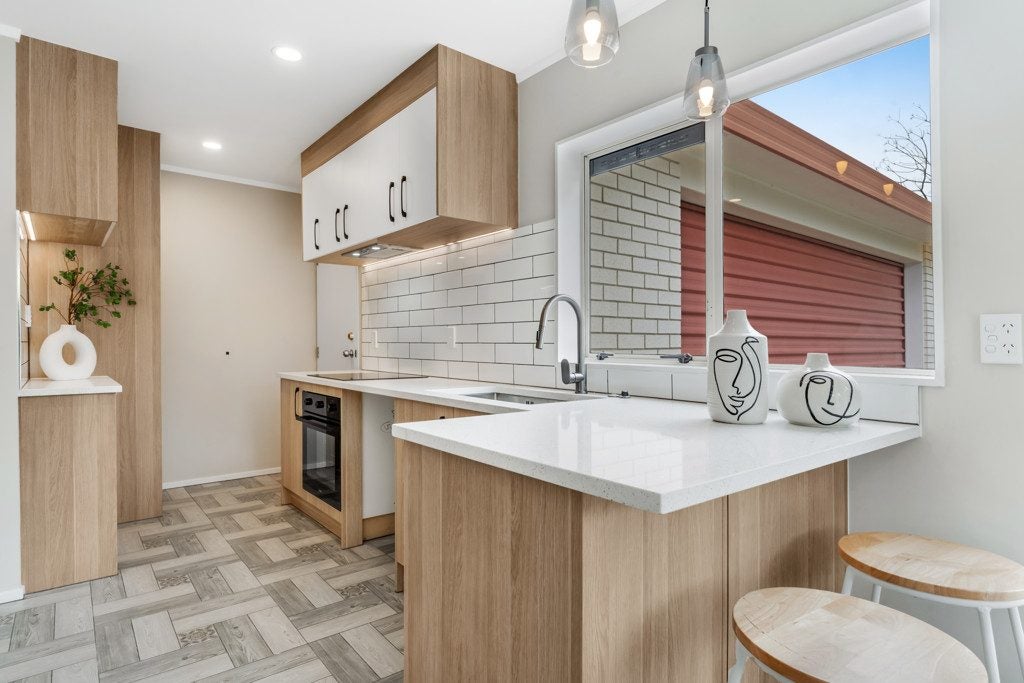 39 Rosemead Place, Randwick Park, Auckland - Carousel 2