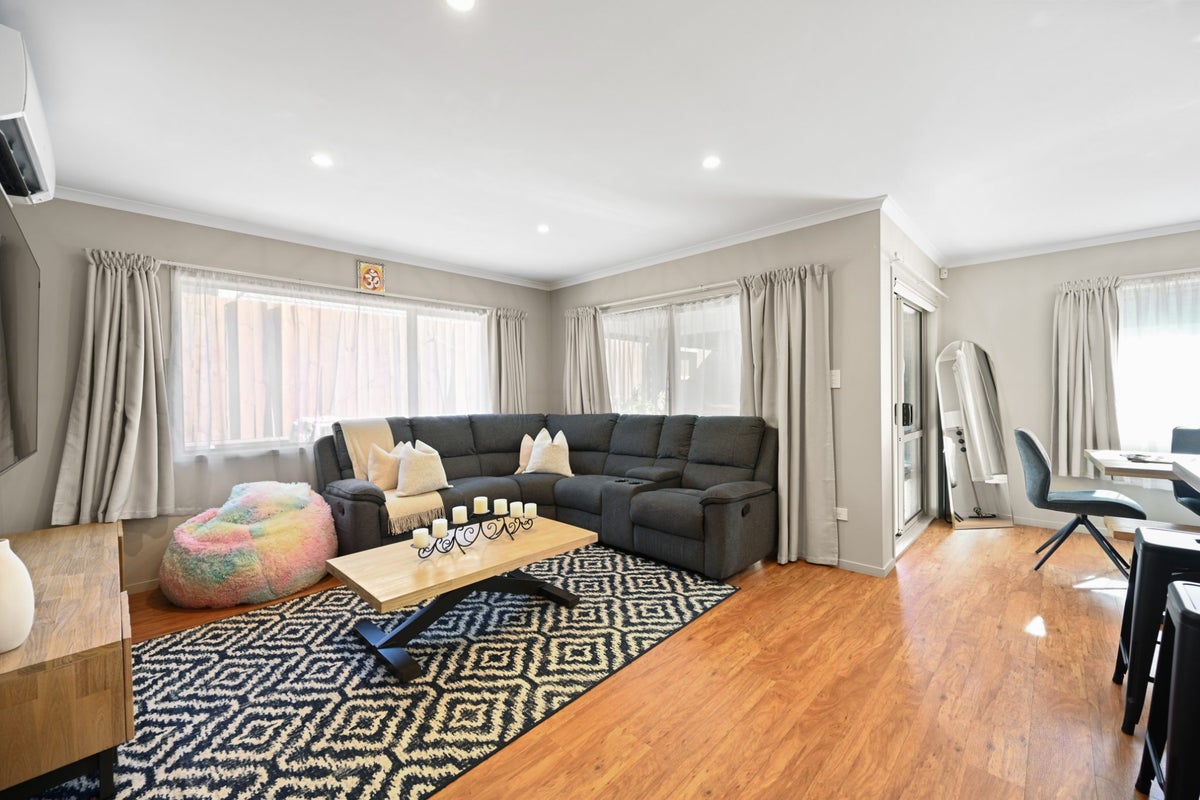 19 Lavender Way, Huntington, Hamilton - Carousel 2