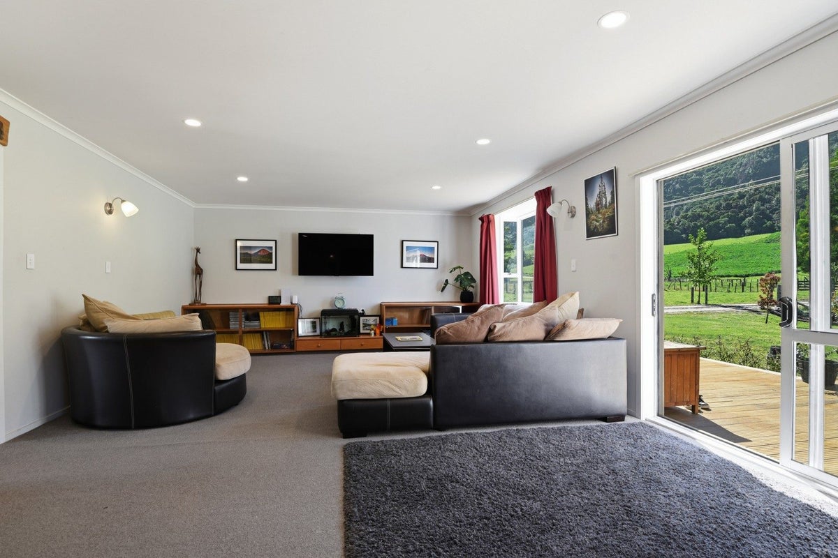 878 Te Kopia Road, Waikite Valley, Rotorua - Carousel 2