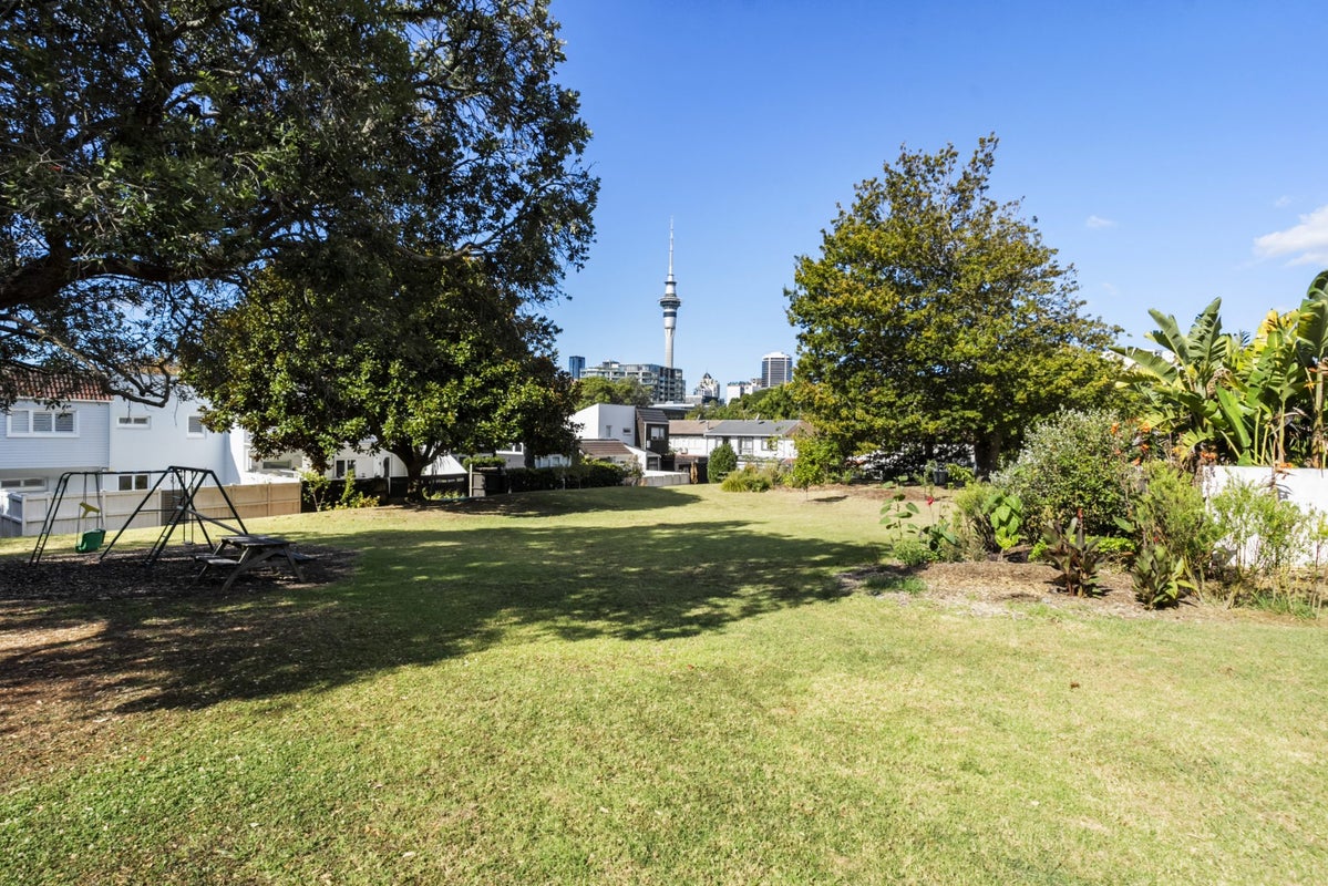 7 Sheridan Lane, Freemans Bay, Auckland - Carousel 2