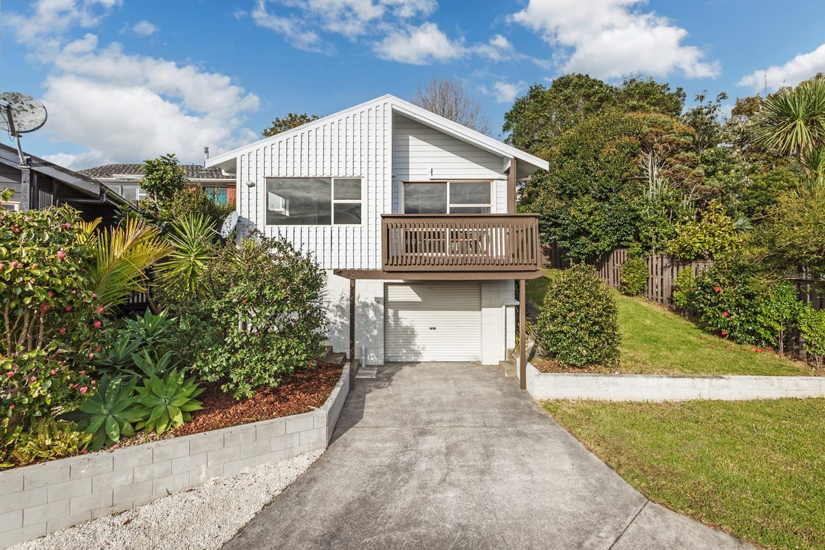 3/4 Glenwood Avenue, Birkenhead, Auckland - Carousel 1