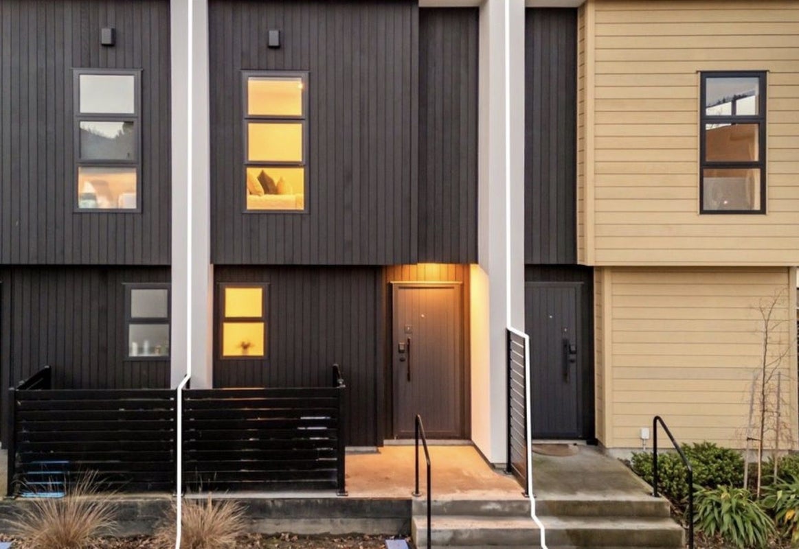 10/240 Stokes Valley Road, Stokes Valley, Lower Hutt - Carousel 1