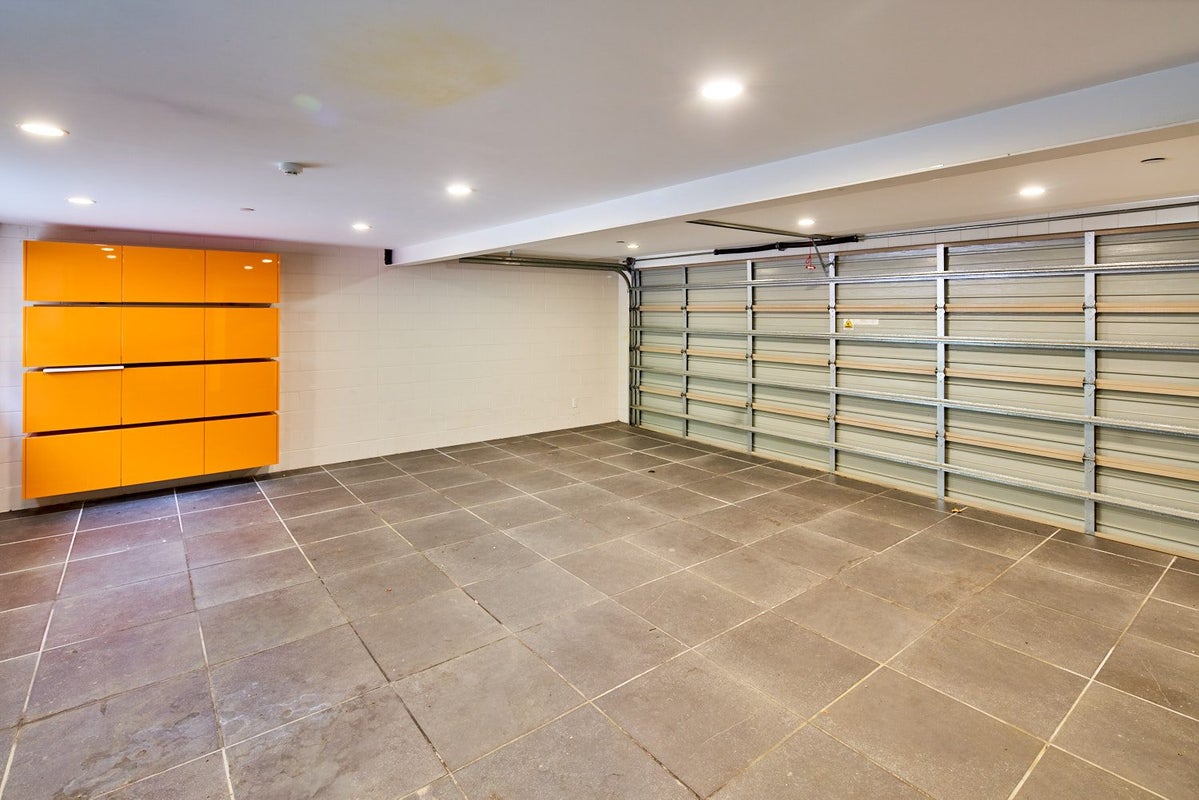 12A Glenmore Street, Thorndon, Wellington - Carousel 2