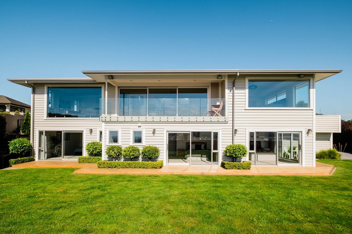 93 Easther Crescent, Kew, Dunedin - Carousel 2