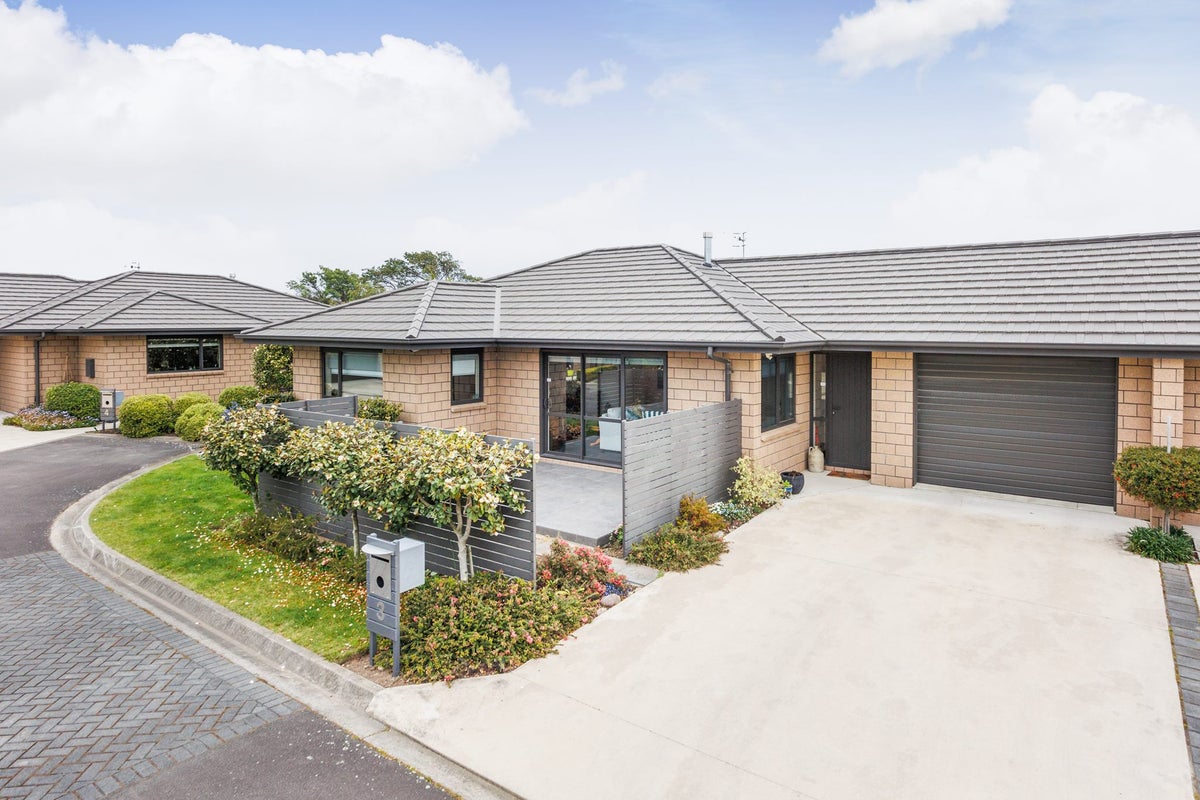 546/3 Church Street, TERRACE END, PALMERSTON NORTH - Carousel 18