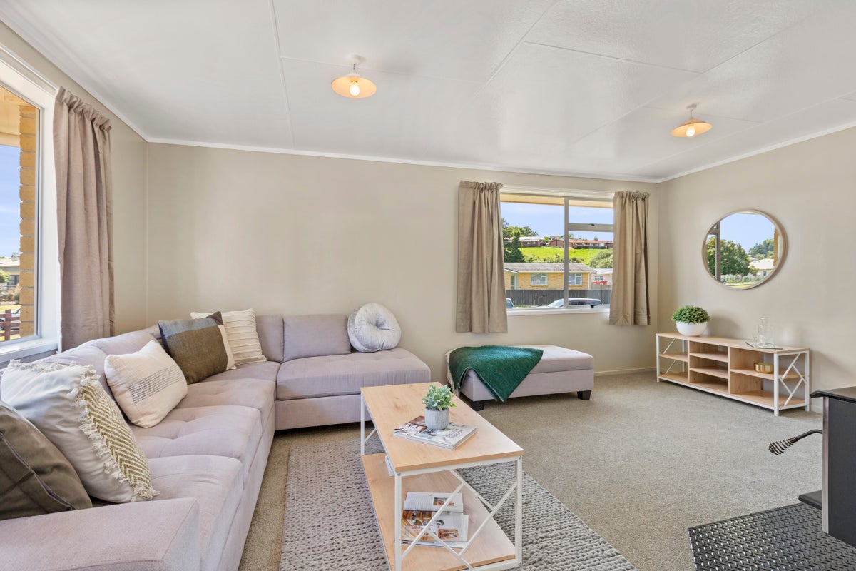 65 Rosser Street, Huntly, Huntly - Carousel 2