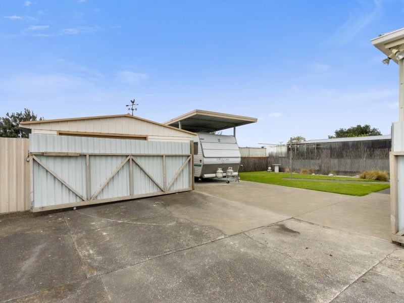 31 Downing Avenue, Pirimai, Napier - Carousel 21