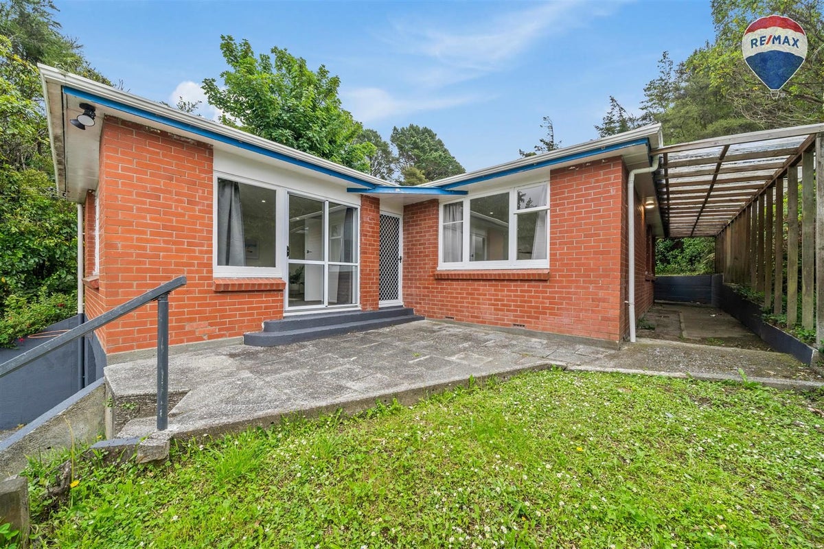 10 Sheehy Grove, Wainuiomata, Lower Hutt - Carousel 2