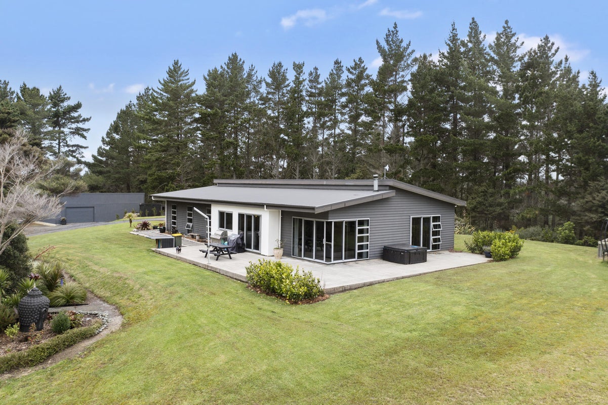 835A Ararimu Valley Road, Helensville, Waimauku - Carousel 2