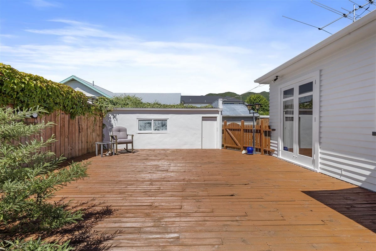 11A Meadows Avenue, Waiwhetu, Lower Hutt - Carousel 21