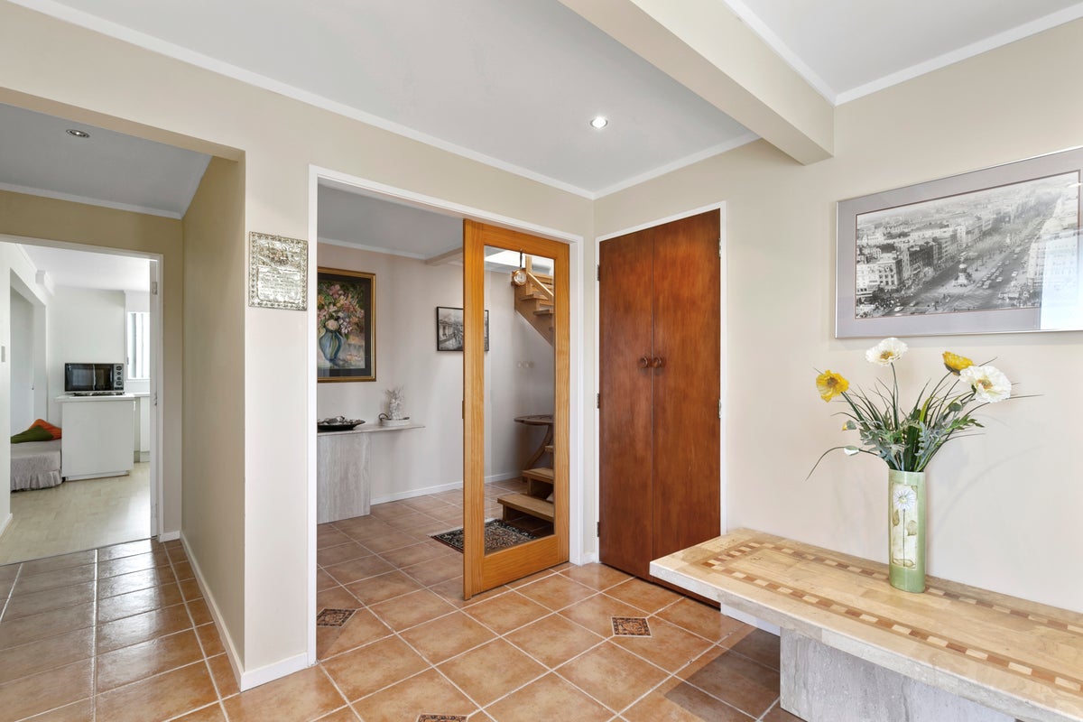 146 Mitchell Street, Brooklyn, Wellington - Carousel 2