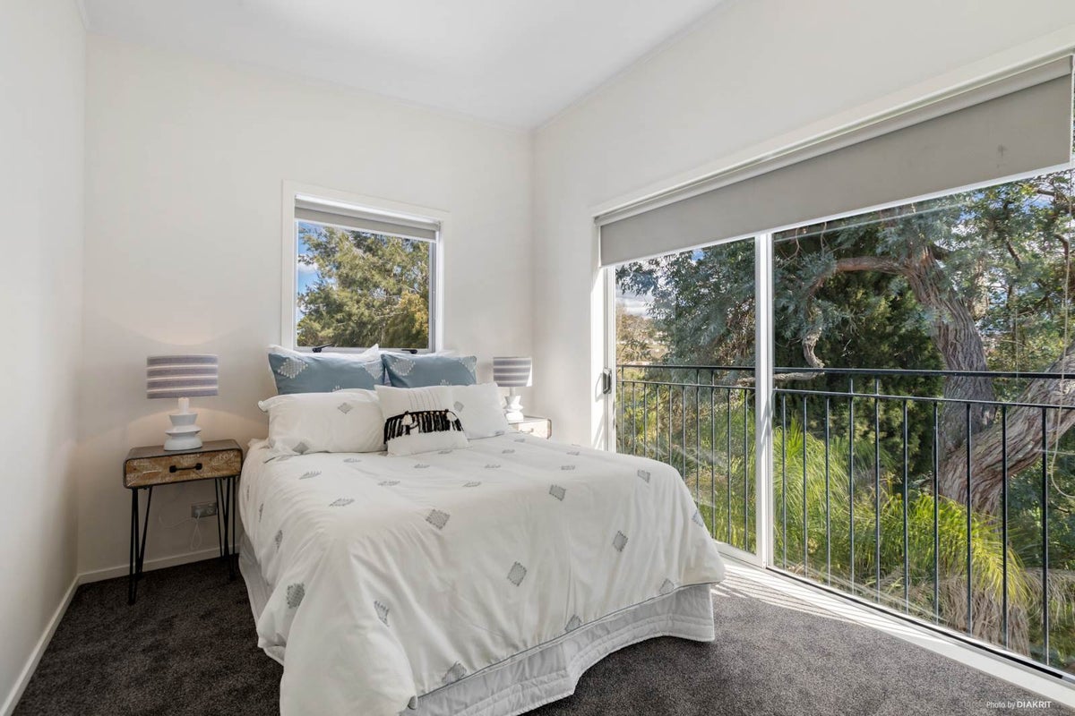 31/3 Wagener Place, Mount Albert, Auckland - Carousel 2