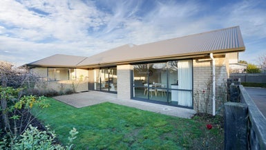 17 Ethel Street, Newfield, Invercargill - Carousel 1