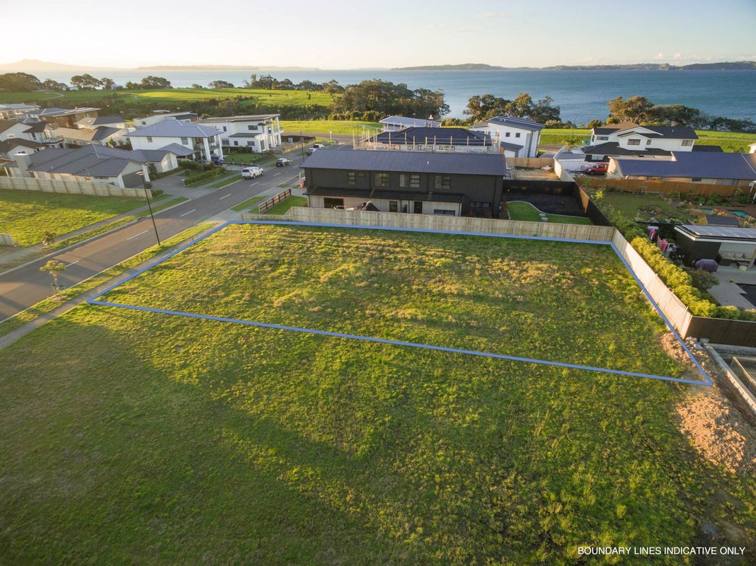 107 Liberty Crescent, Beachlands, Auckland - Carousel 2