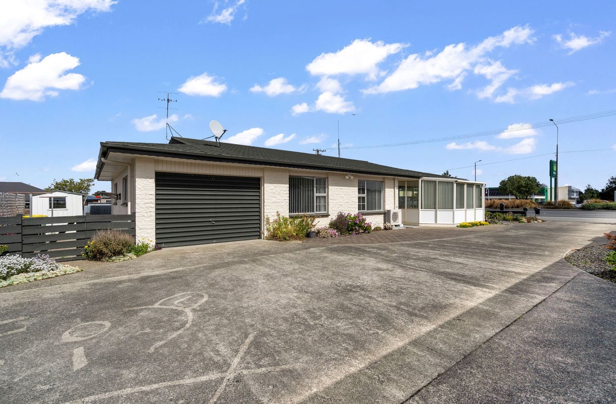 335 North Road, Waikiwi, Invercargill - Carousel 21