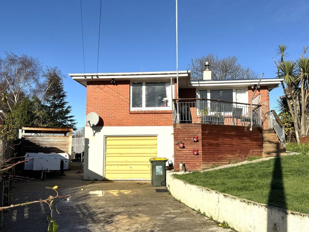 31 Clifford Street, Balclutha - Carousel 1