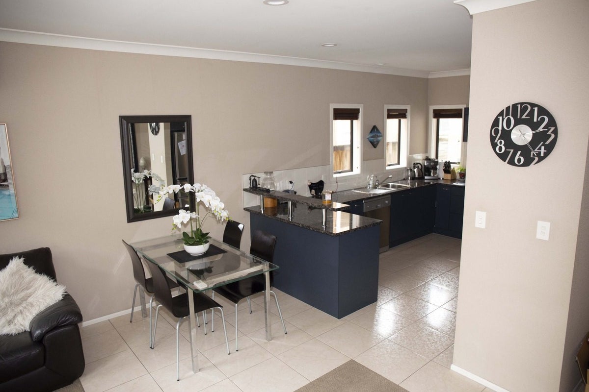 68 Huntington Drive, Huntington Park, Auckland - Carousel 1