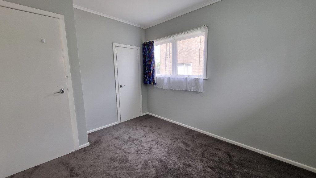 221 Halsey Drive, Lynfield, Auckland - Carousel 12