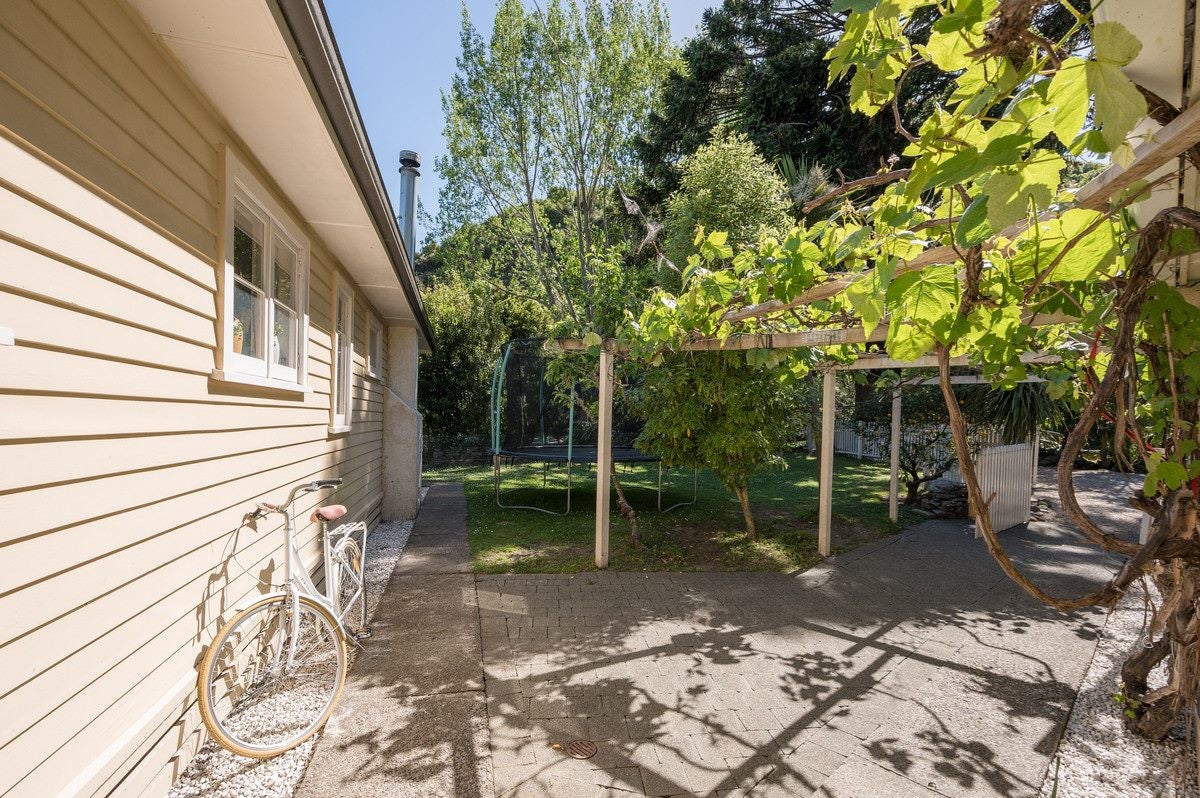 2 Brook Terrace, The Brook, Nelson - Carousel 2